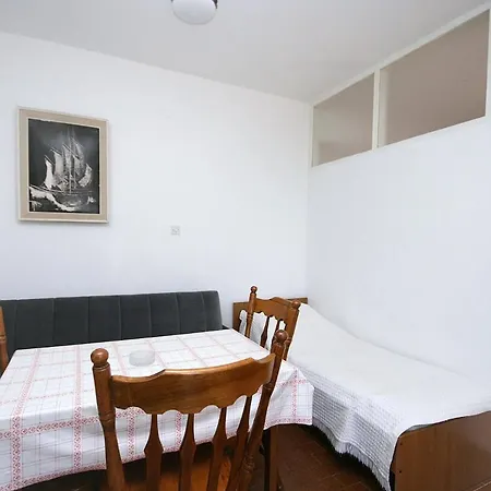 Apartments By The Sea Rogoznica - 4660